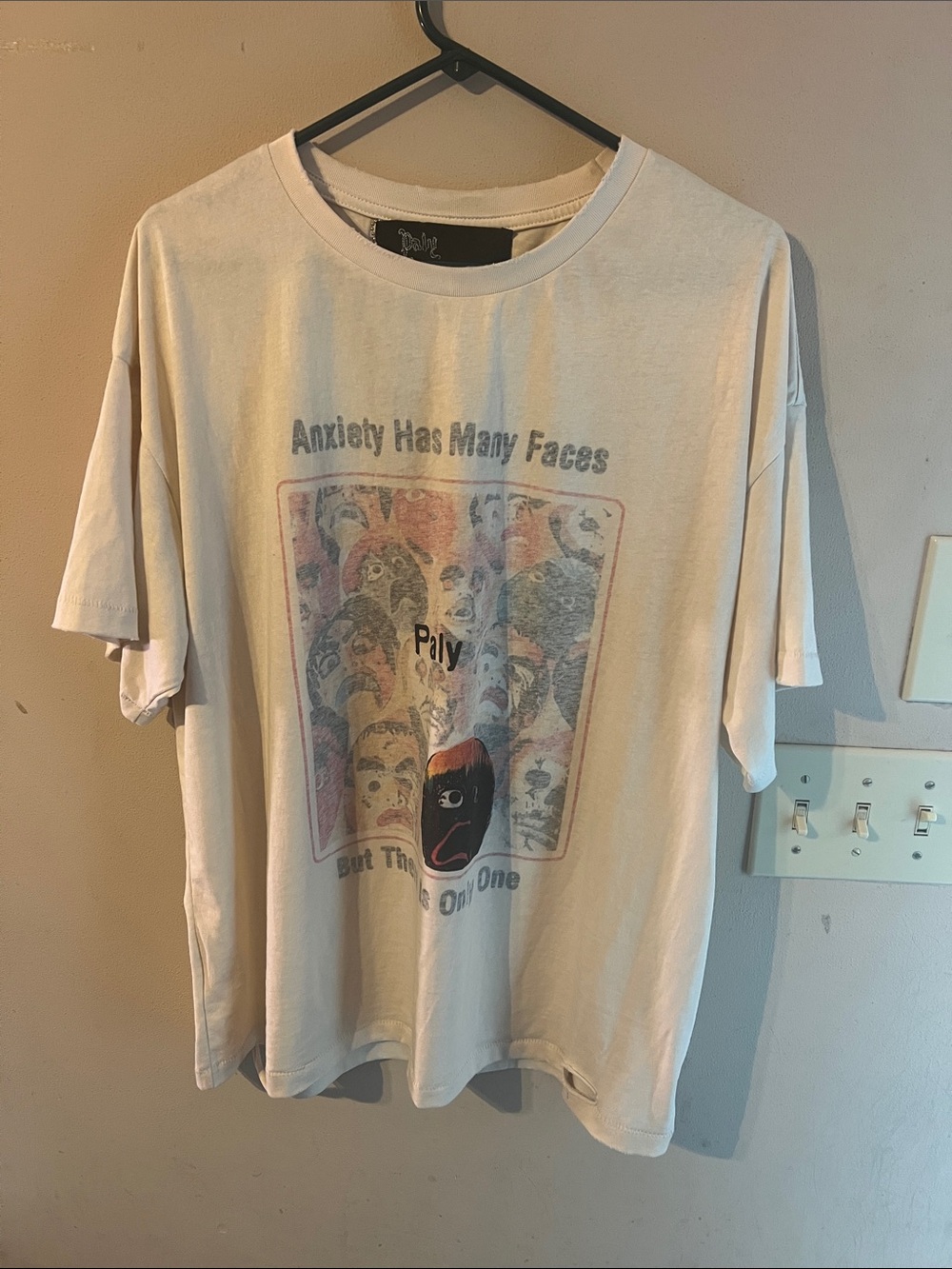 PALY HOLLYWOOD ANXIETY TEE SINGLE STITCH VINTAGE CREAM SIZE XL